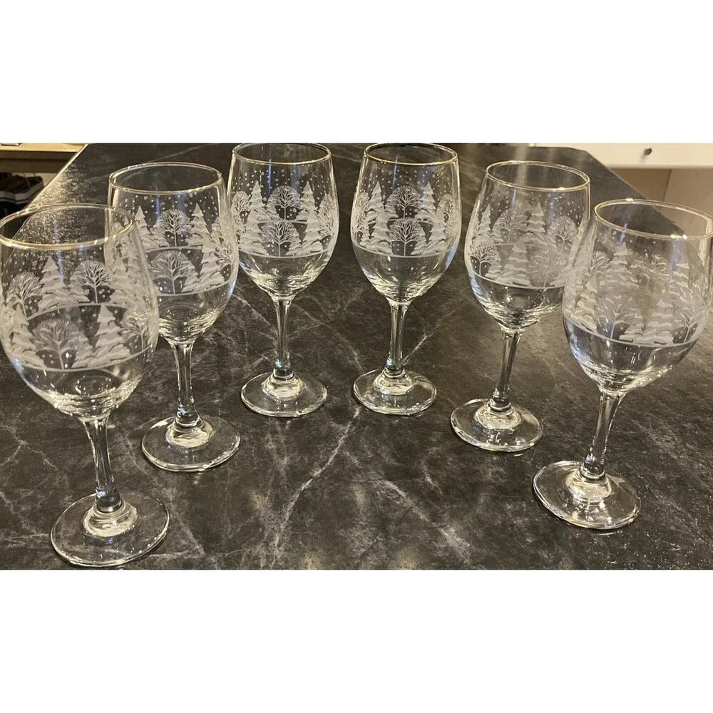 VNTG Set of 6 Winter Wonderland Scene White Frosted Trees Wine Goblets Gold Trim
